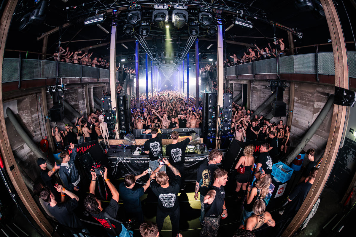 Loading... just a sec